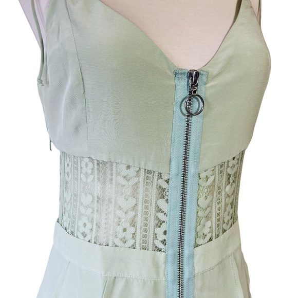 NWT For Love and Lemons Lovebird Lace Midi Dress Size Small Green - Picture 9 of 16